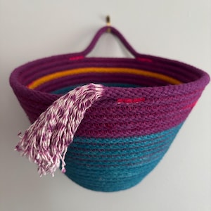 Hanging Rope Bowl-Assorted Colors!!