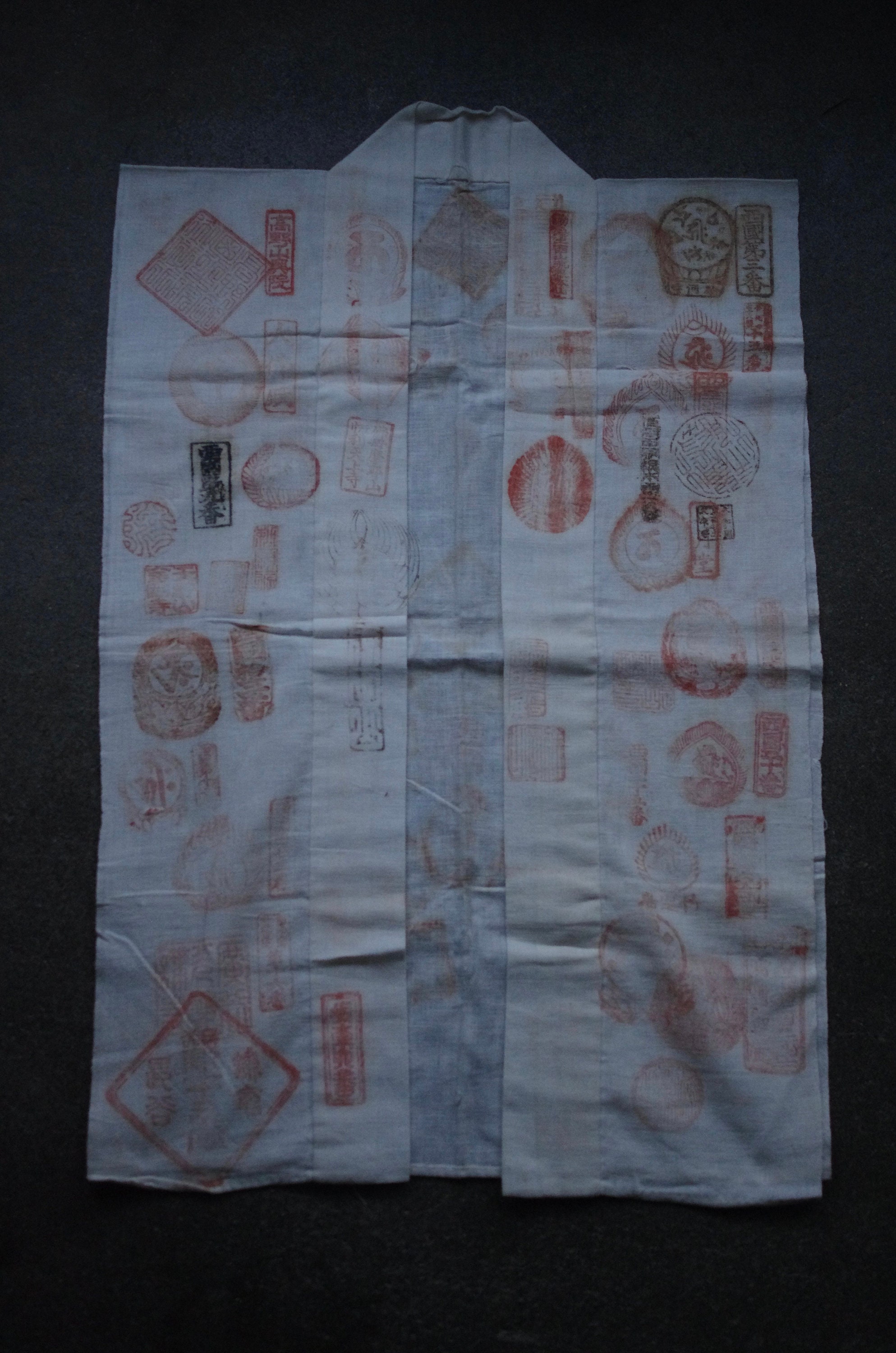 Cotton clothing for religious purposes around the early Showa period.