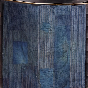 Extra tjockt indigo-randigt bomullsöverdrag i Kotatsu-tyg, tidig Showa-era, handspunnet indigo-bomull med Sashiko