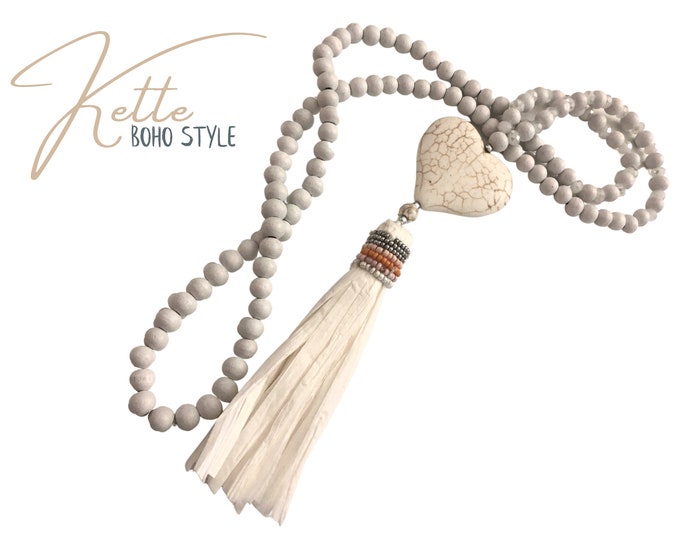 White Long Pearl Necklace | Heart | Tassels made of bast | Hippie Boho Ibiza Style
