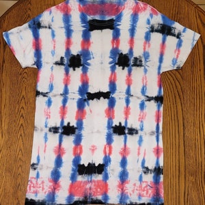 Medium - Geometric Tie Dye Blue Black Hot Pink