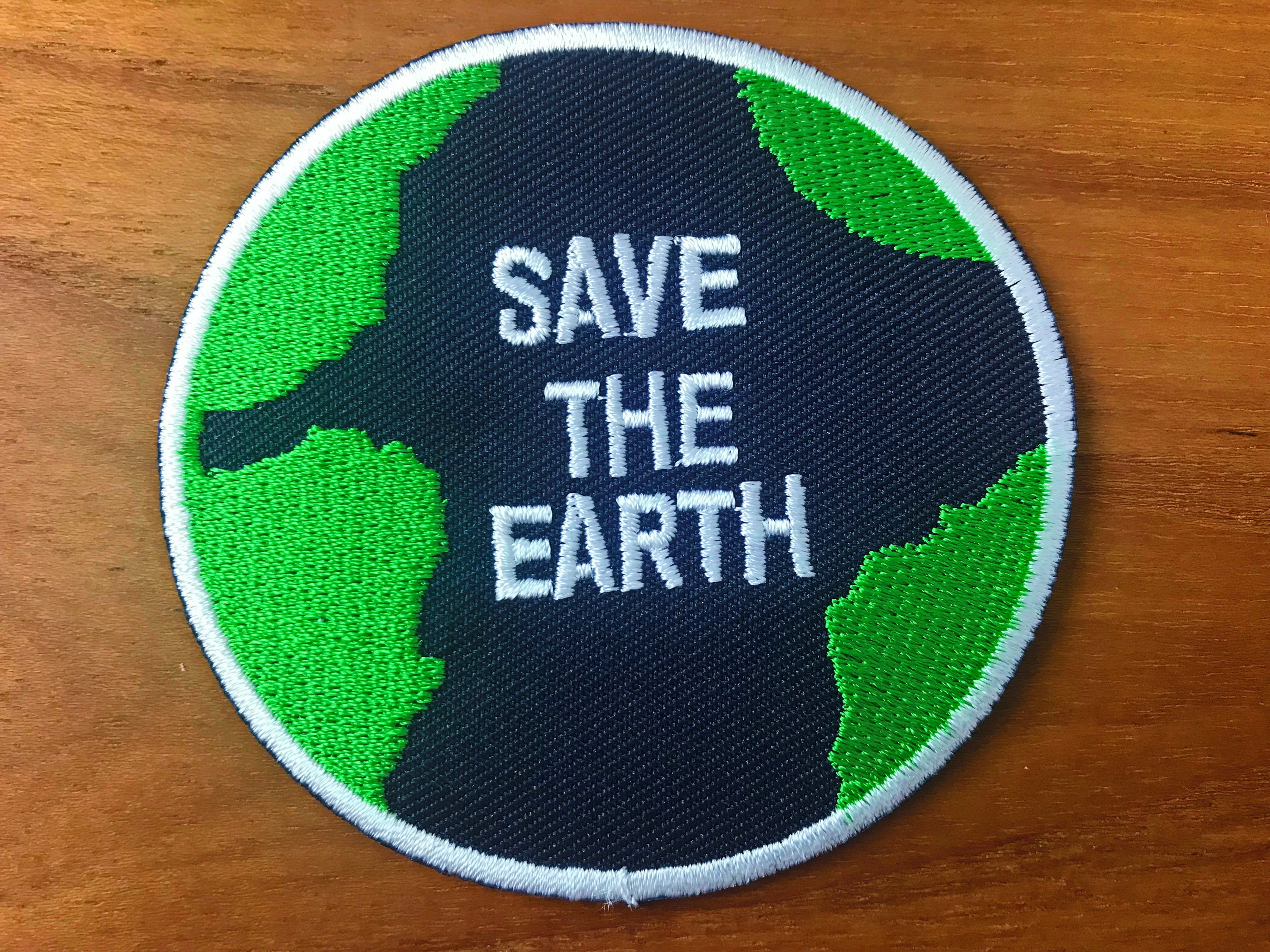 Shorts Badge Peace Alien Green Logo Iron-on// Sew-on 100/% Embroidered Patch