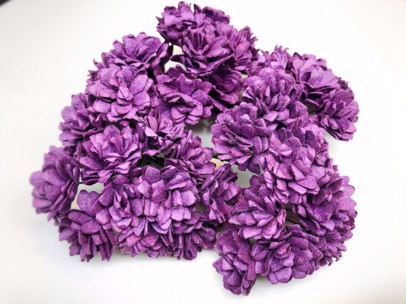 20 PURPLE GYPSO FLOWERS FOR CARDS OR CRAFTS