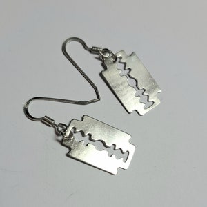 Vintage punk razor blade silver pendant and earrings