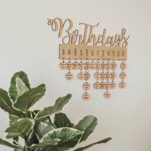 Personalised wooden birthday calendar Birthday board Family Birthdays Mother's day gift Personalised gift Home decor image 5