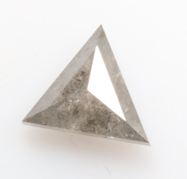 0.36 ct 5.2 x 4.9 mm Natural Loose Diamond Salt and Pepper Transparent Black colour Beautiful Triangle shape Geometric Diamond R3404