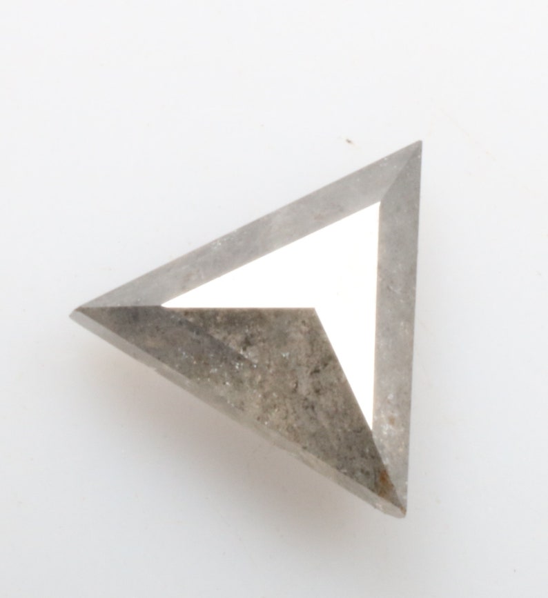 0.36 ct 5.2 x 4.9 mm Natural Loose Diamond Salt and Pepper Transparent Black colour Beautiful Triangle shape Geometric Diamond R3404