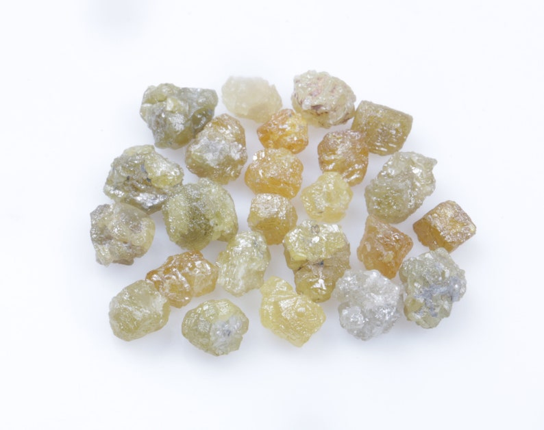 31.51 CT Rough Diamond Uncut Diamond yellow Color Mix Color Natural Loose Diamond Raw Diamond R6887