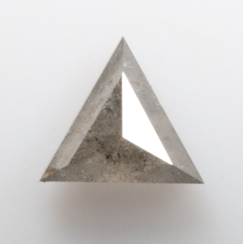 0.36 ct 5.2 x 4.9 mm Natural Loose Diamond Salt and Pepper Transparent Black colour Beautiful Triangle shape Geometric Diamond R3404