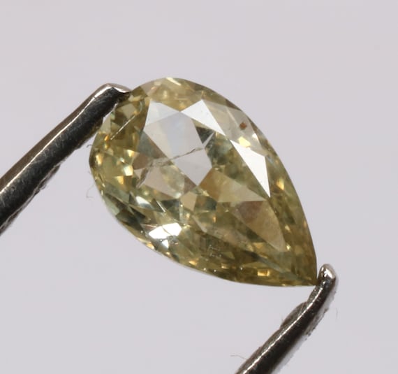 0,14 ct 4,6 X 2,9 mm naturel naturel naturel lâche sel et poivre jaune belle couleur en forme de poire diamant R1472 07d444 0,14 ct 4,6 X 2,9 mm naturel naturel naturel lâche sel et poivre jaune belle couleur en forme de poire diamant R1472 07d444