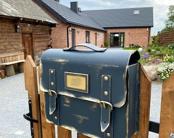 Handcrafted Metal Postbox with Nameplate, Outdoor Mailbox Durable Galvanized Steel and Classic Retro Backpack Design