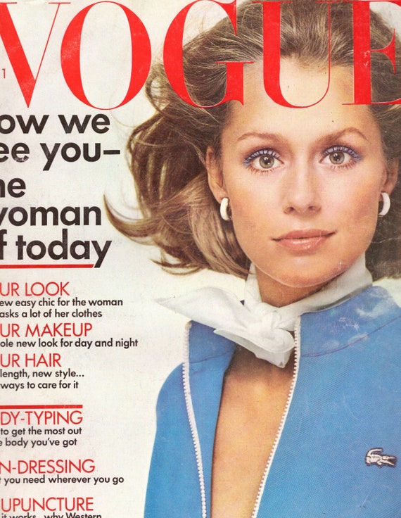 1972 Vogue Fashion Magazine Lauren Hutton Twiggy Helmut Newton Irving Penn Richard Avedon Kitty Hawks David Bailey Hawaii Vintage 1970s