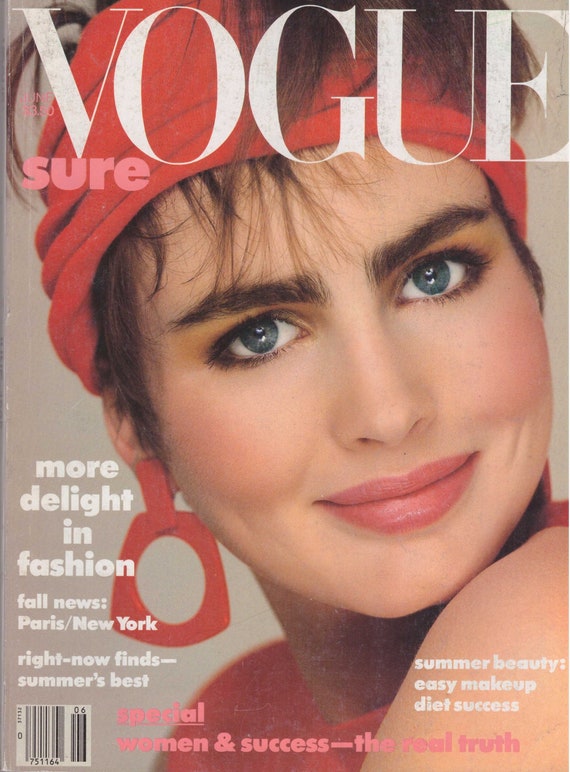 1985 Vogue Vintage Fashion Magazine Alexa Singer Vanessa 