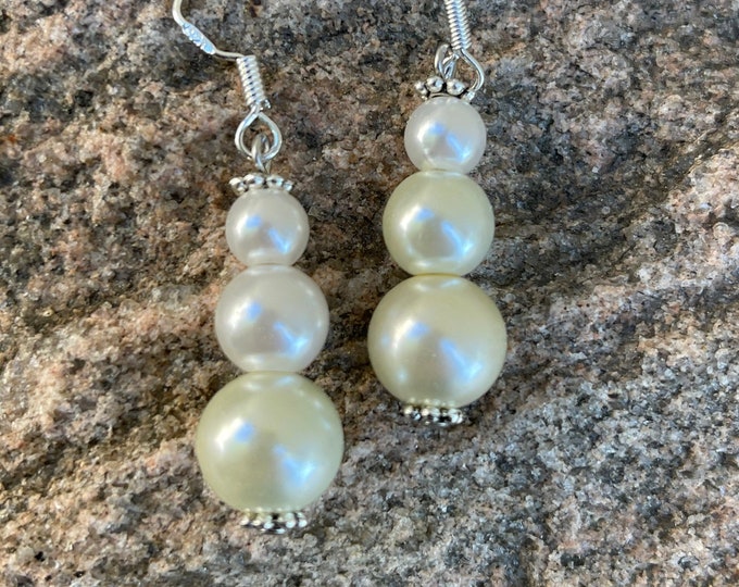 Cream Color Pearl Earrings