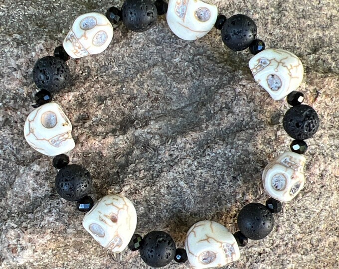 Howlite Skull & Lava Stone Bracelet
