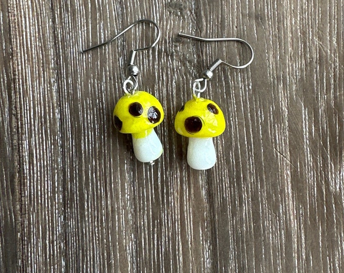 Yellow/White Murano Glass Mushroom Earrings