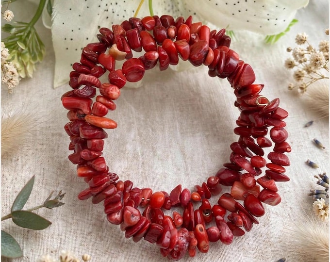 Red Coral Chip Memory Wire Bracelet – Red Gemstone Wrap Bracelet, Beach Jewelry, Summer Gift