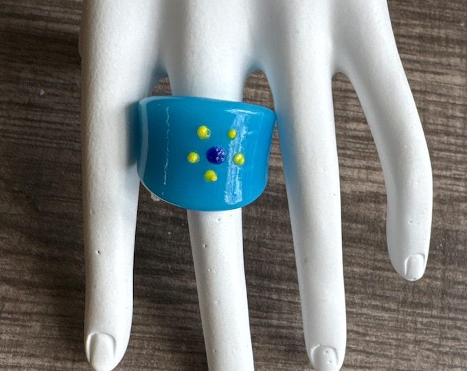 Blue Murano Glass LampWork Ring / Size 10 1/2