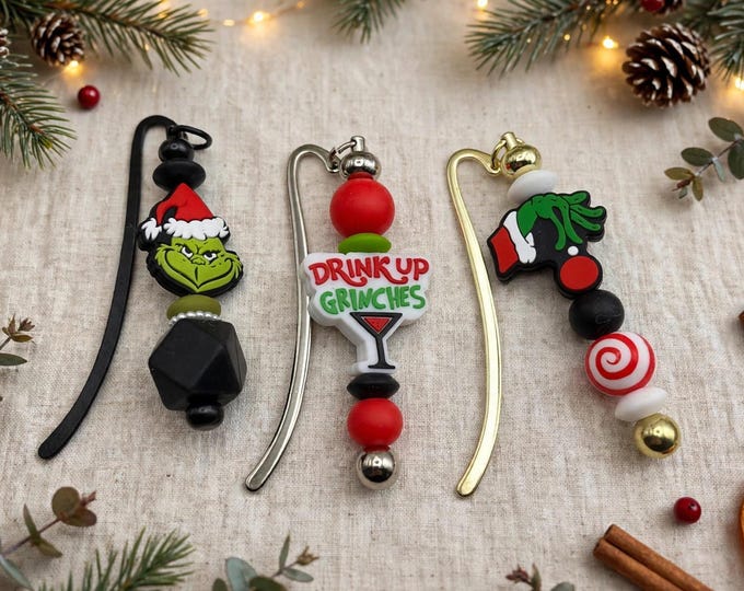 Christmas Beaded Bookmark – Green Character Bookmark, Holiday Book Lover Gift, Stocking Stuffer