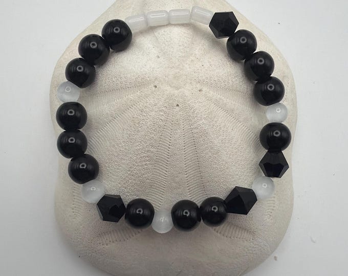 Black agate and white cats eye | Stretch Bracelet | Beaded bracelet | Morse code - Badass | Message in a Bracelet | Quote Bracelet