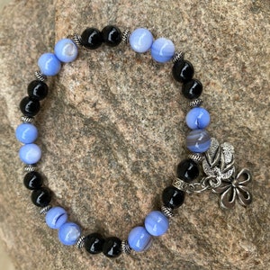 Blue Shell & Black Glass Bead Bracelet