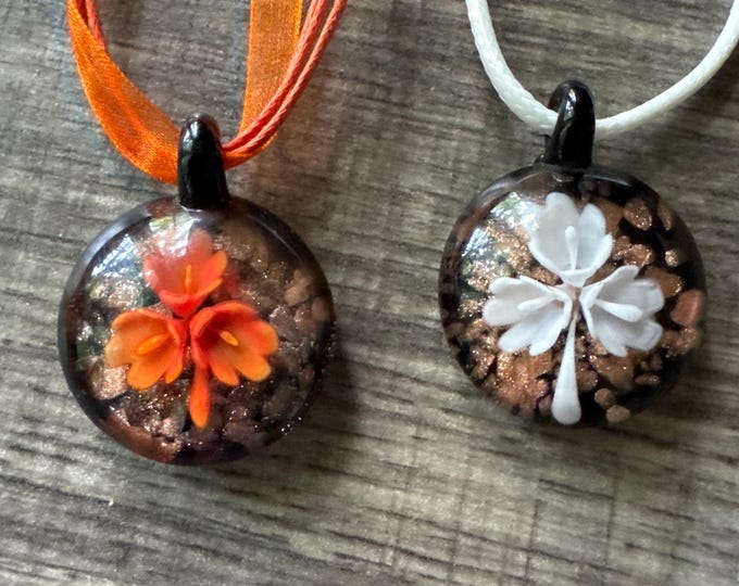 Murano Glass Flower Pendant Necklace | Murano Glass Flower | Flower Pendant Necklace