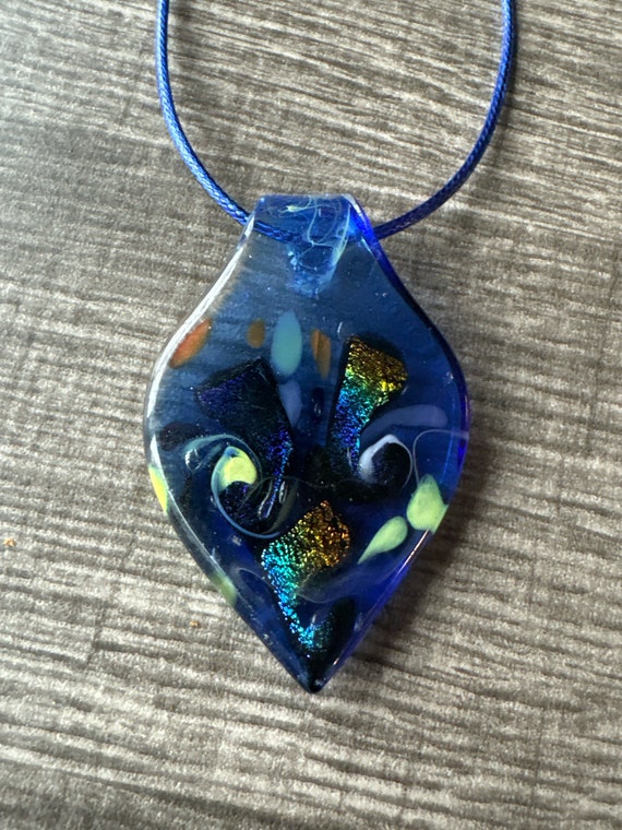 Blue Glass Leaf Pendant | Leaf Pendant Necklace
