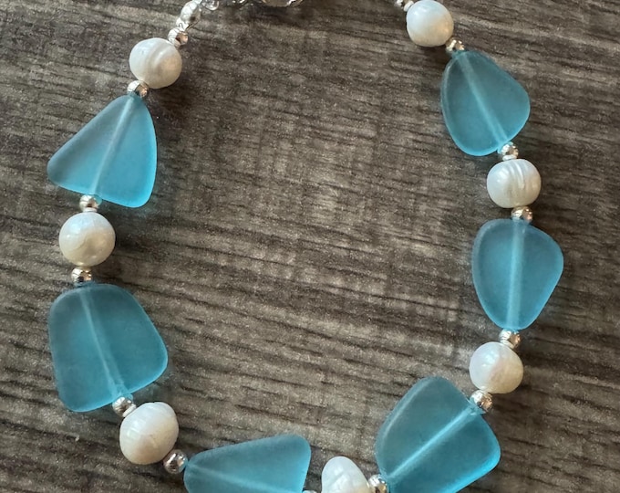 Seaglass Bracelet | Blue Seaglass |  Freshwater Pearl Bracelet