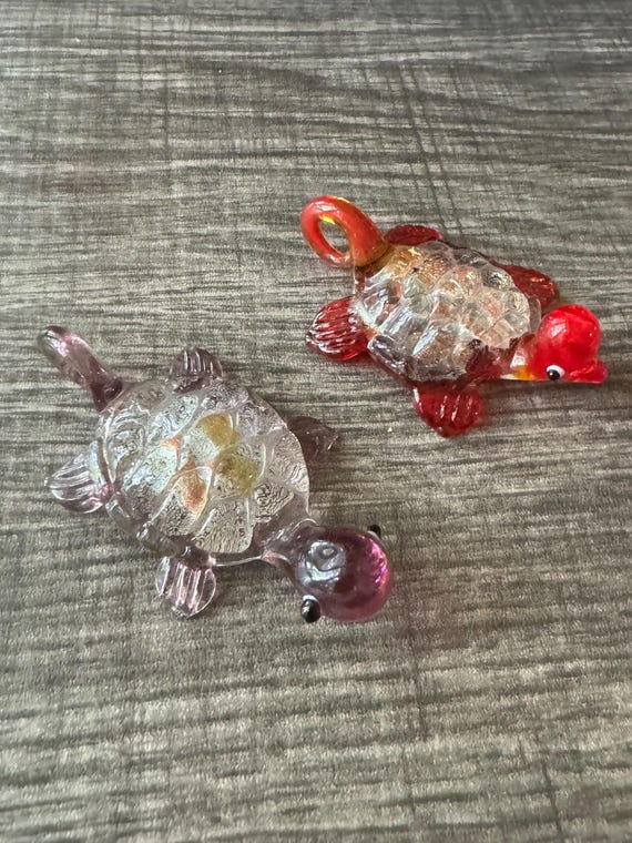 Turtle Pendant Necklace | Glass Turtle Pendant | Lampwork Glass Turtle Pendant