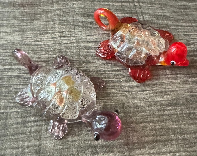 Turtle Pendant Necklace | Glass Turtle Pendant | Lampwork Glass Turtle Pendant