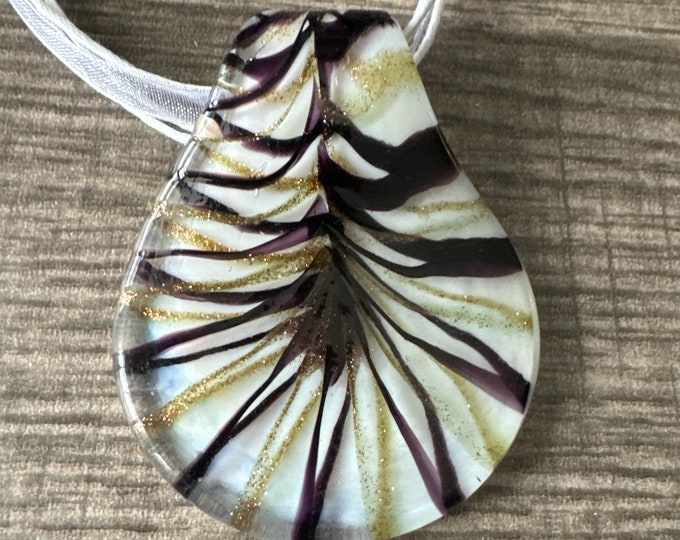 White/Purple Clam Shell Pendant | Glass Clamshell Pendant Necklace