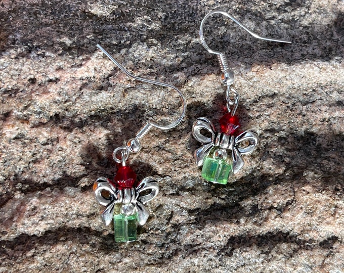 Christmas Present & Bow  Earrings