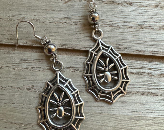 Spider Web w/Spider & Silver Bead Earrings