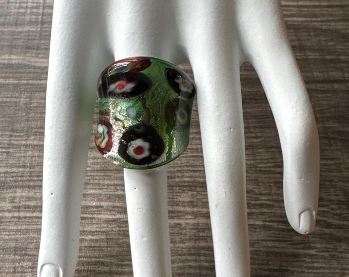 Green Thick Band Millefiori Flower Statement Glass Ring - Size 6 1/4