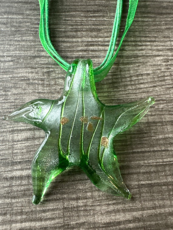 Green Starfish Pendant | Lampwork Glass Starfish | Starfish Pendant Necklace
