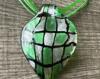 Green/Silver/Black Checkered Murano Glass Leaf Pendant Necklace*