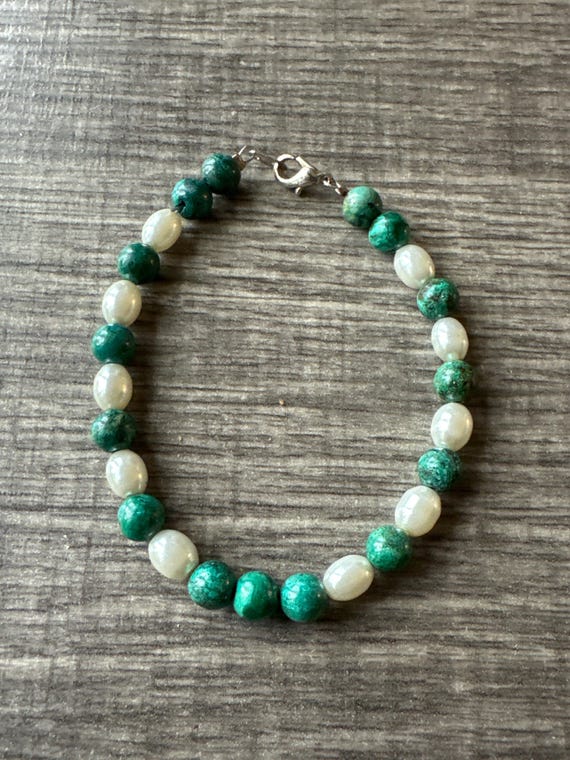 Malachite and Pearl Bracelet | Gemstone Bracelet | Beaded Bracelet