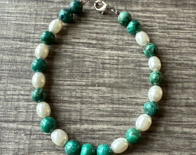 Malachite and Pearl Bracelet | Gemstone Bracelet | Beaded Bracelet