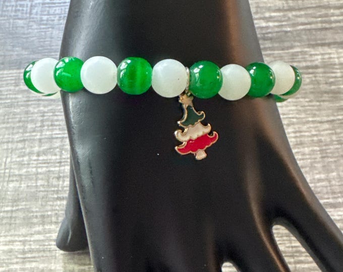 Christmas Tree White/Green Bead Charm Bead Bracelet