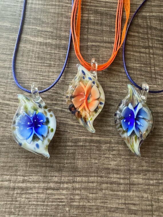Murano Glass Flower Pendant Necklace | Flower Pendant Necklace