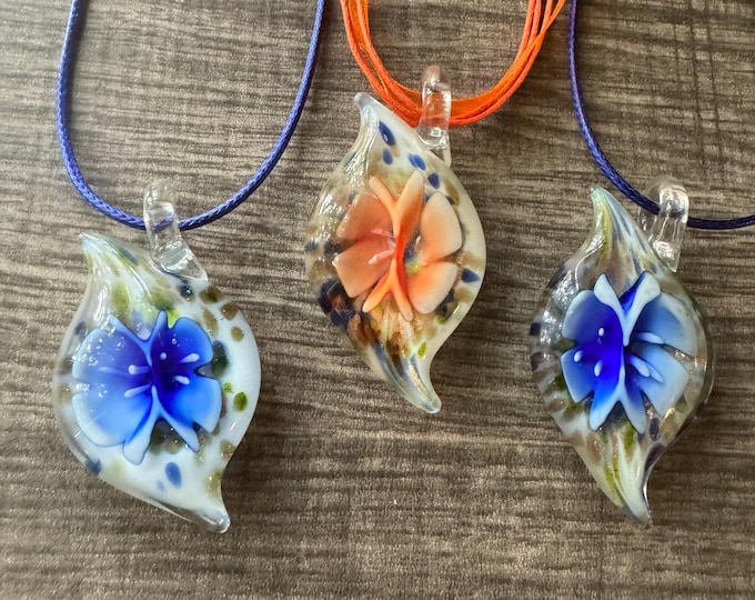 Murano Glass Flower Pendant Necklace | Flower Pendant Necklace