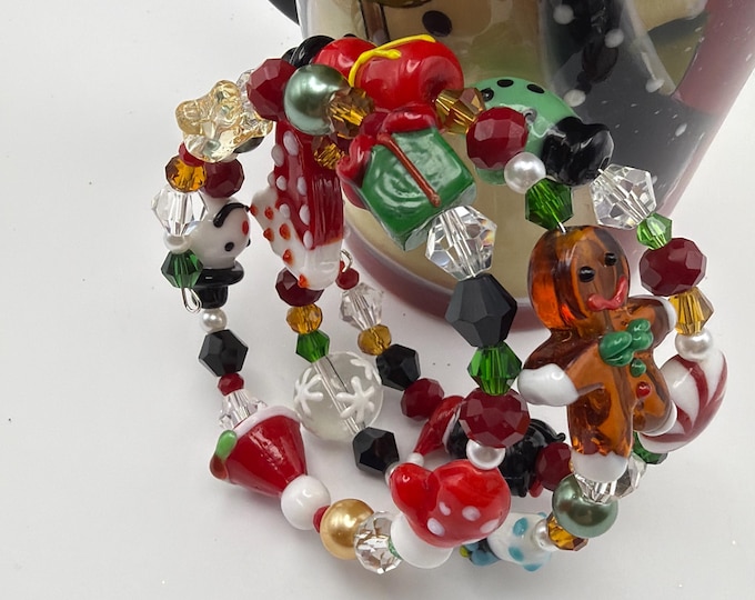 Christmas Lampwork Memory Wire Bracelet | Lampwork Bracelet
