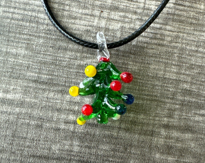 Green 3D Christmas Tree Pendant | Lampwork Glass Christmas Tree | Christmas Pendant Necklace