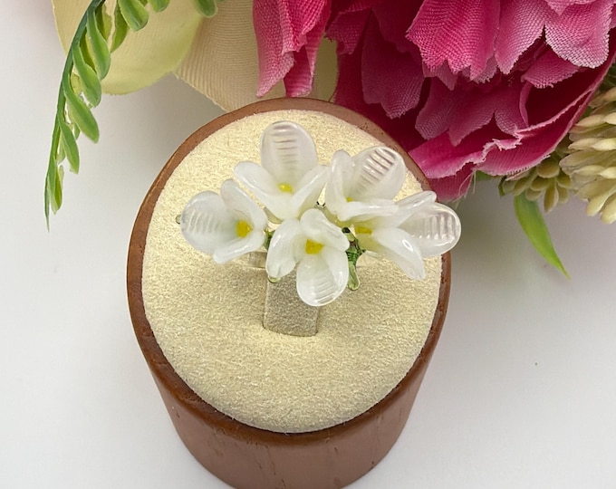 Size 6 1/2 - Flower Glass Ring | Lampwork Glass Flower Ring