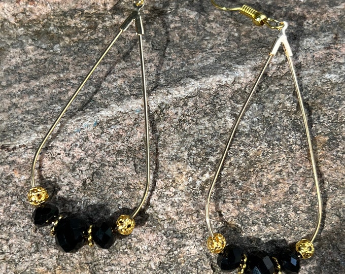 Black Faceted Bead Teardrop Hoop Earrings | Teardrop Earrings