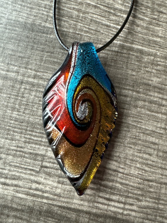 Multi-Color Leaf Pendant | Murano Glass Leaf Pendant | Leaf Pendant Necklace