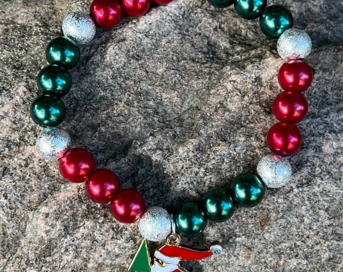Santa Charm Pearl Bead Bracelet