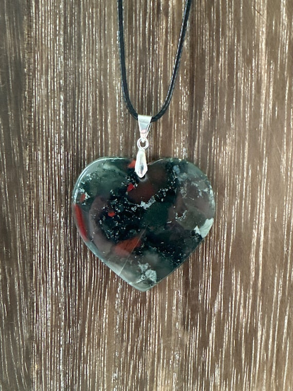 Green Agate Heart Pendant Necklace