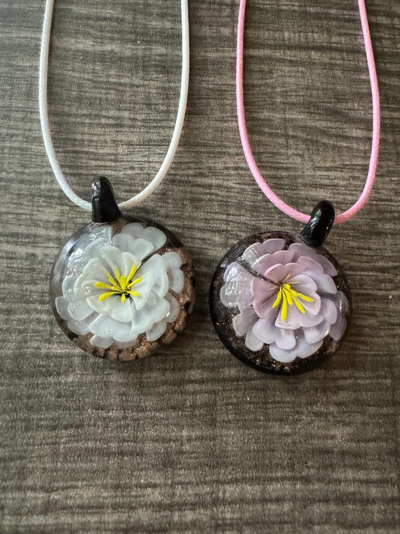 Flower Pendant Necklace | Murano Glass Flower