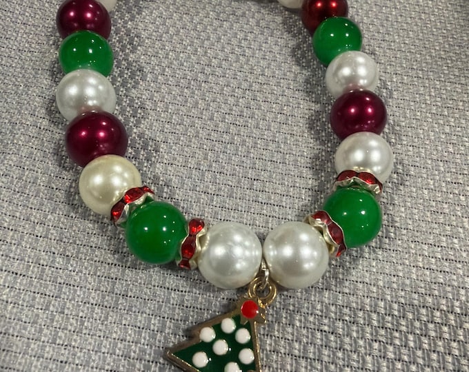 Christmas Tree Charm Bracelet: Red, White & Green Glass Beads